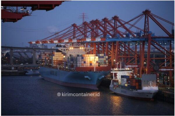 Tarif Pengiriman Container Jakarta Ambon Murah
